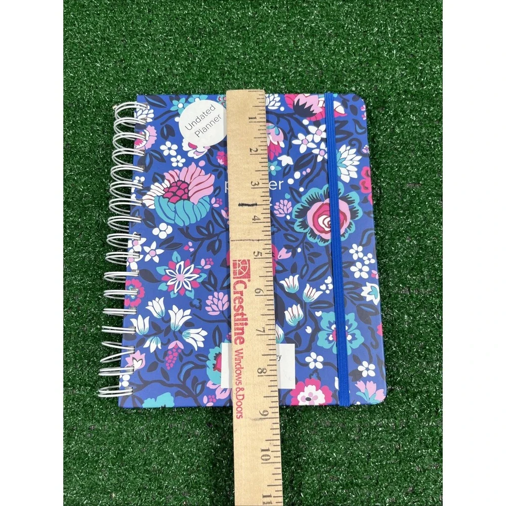 Vera Bradley 12 Month Planner Undated Bloom Berry One‎ Pg Used